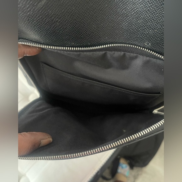Authentic Louis Vuitton black Taiga Adrian Backpack - Picture 8 of 16